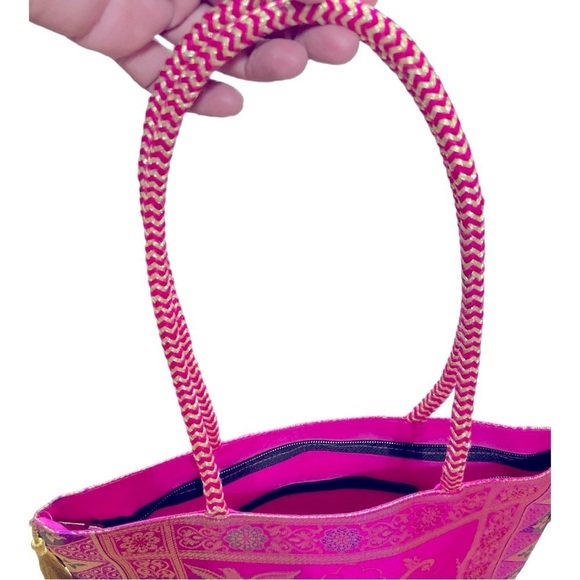 Nirvana Handicraft Silk Hand Bag/Shoulder/Tote Bag For Ladies/Girls - Picture 5 of 11